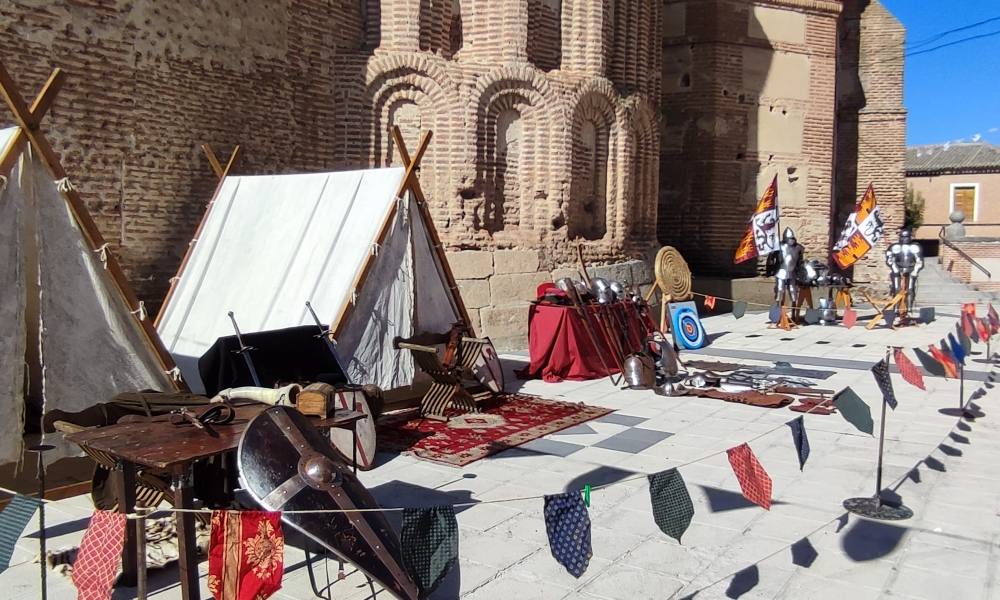 La VIII Feria del Mudéjar llena Rágama de historia