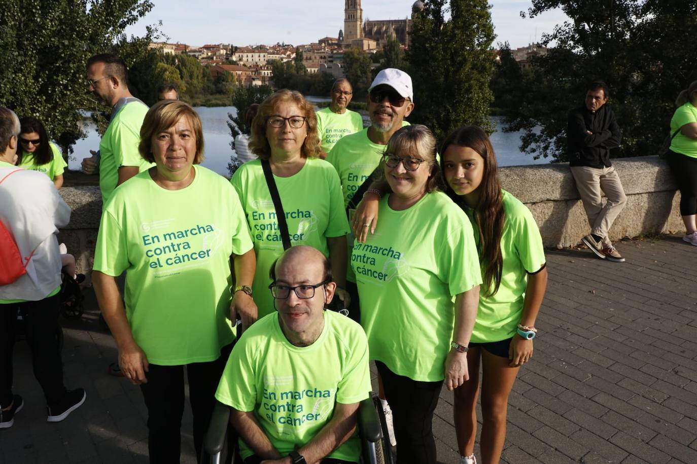 15.000 personas tiñen Salamanca de verde esperanza en la lucha contra el cáncer