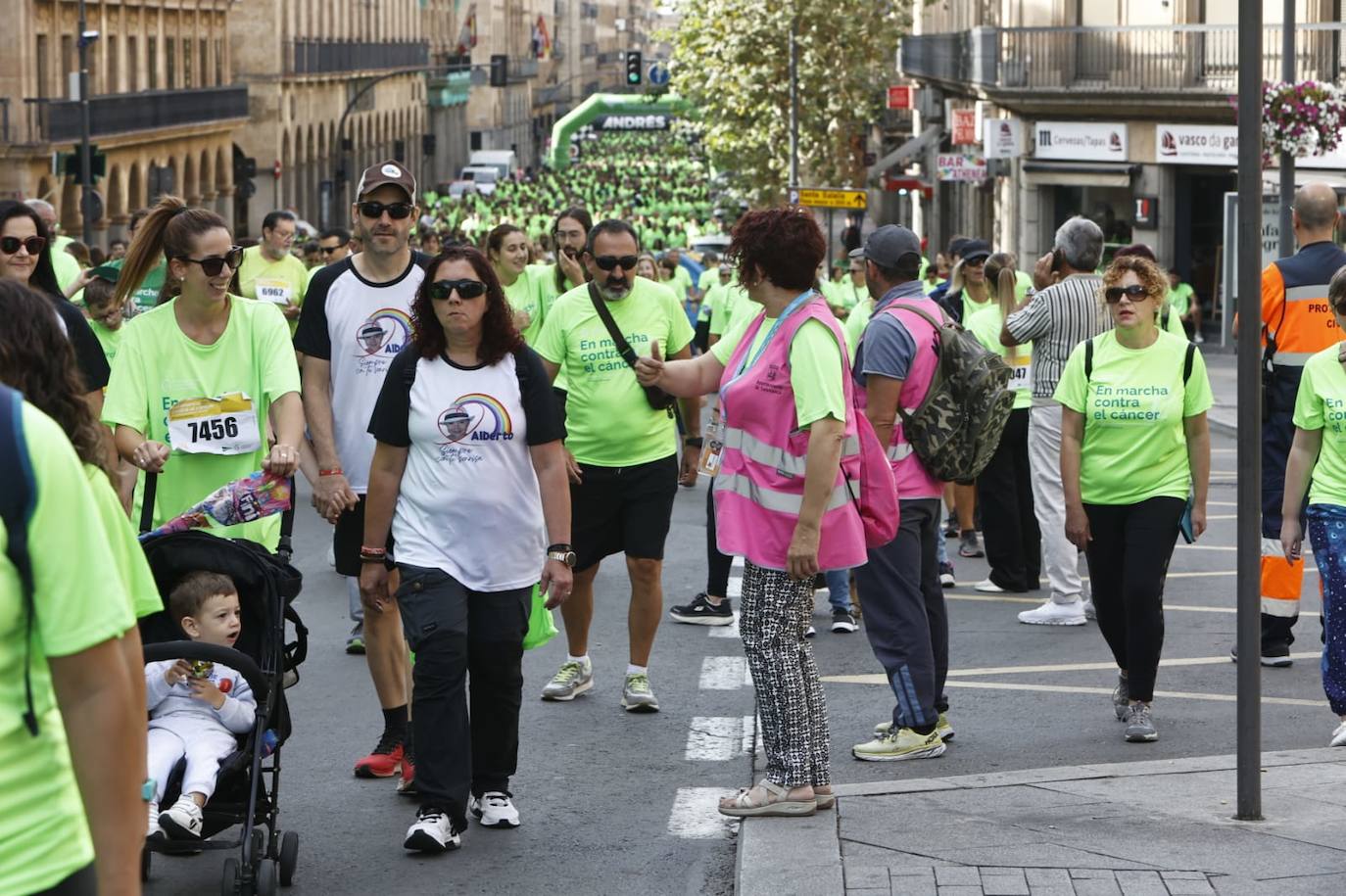 Las mejores imágenes de la Marcha contra el Cáncer de Salamanca