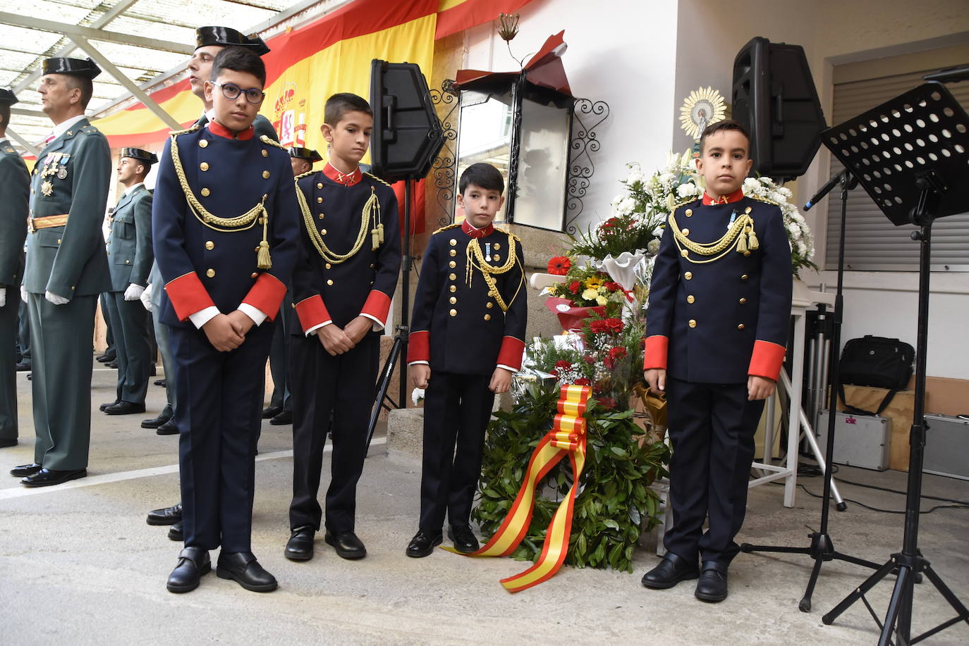 Ciudad Rodrigo grita «Viva el Rey, viva España, viva la Guardia Civil»