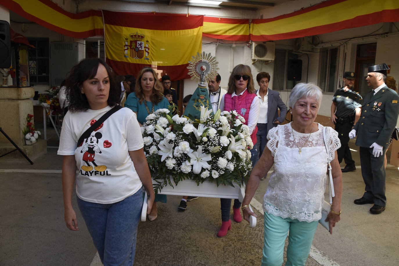 Ciudad Rodrigo grita «Viva el Rey, viva España, viva la Guardia Civil»