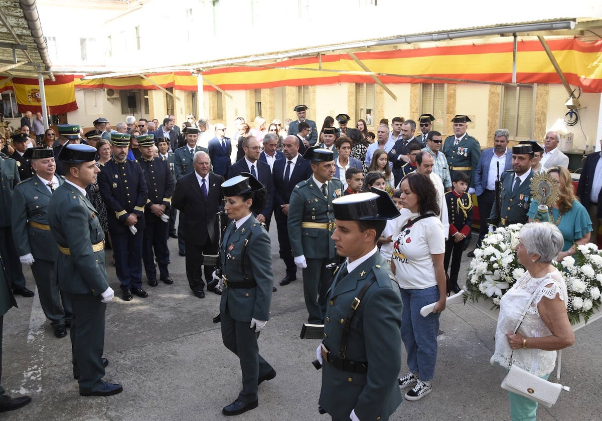 Ciudad Rodrigo grita «Viva el Rey, viva España, viva la Guardia Civil»