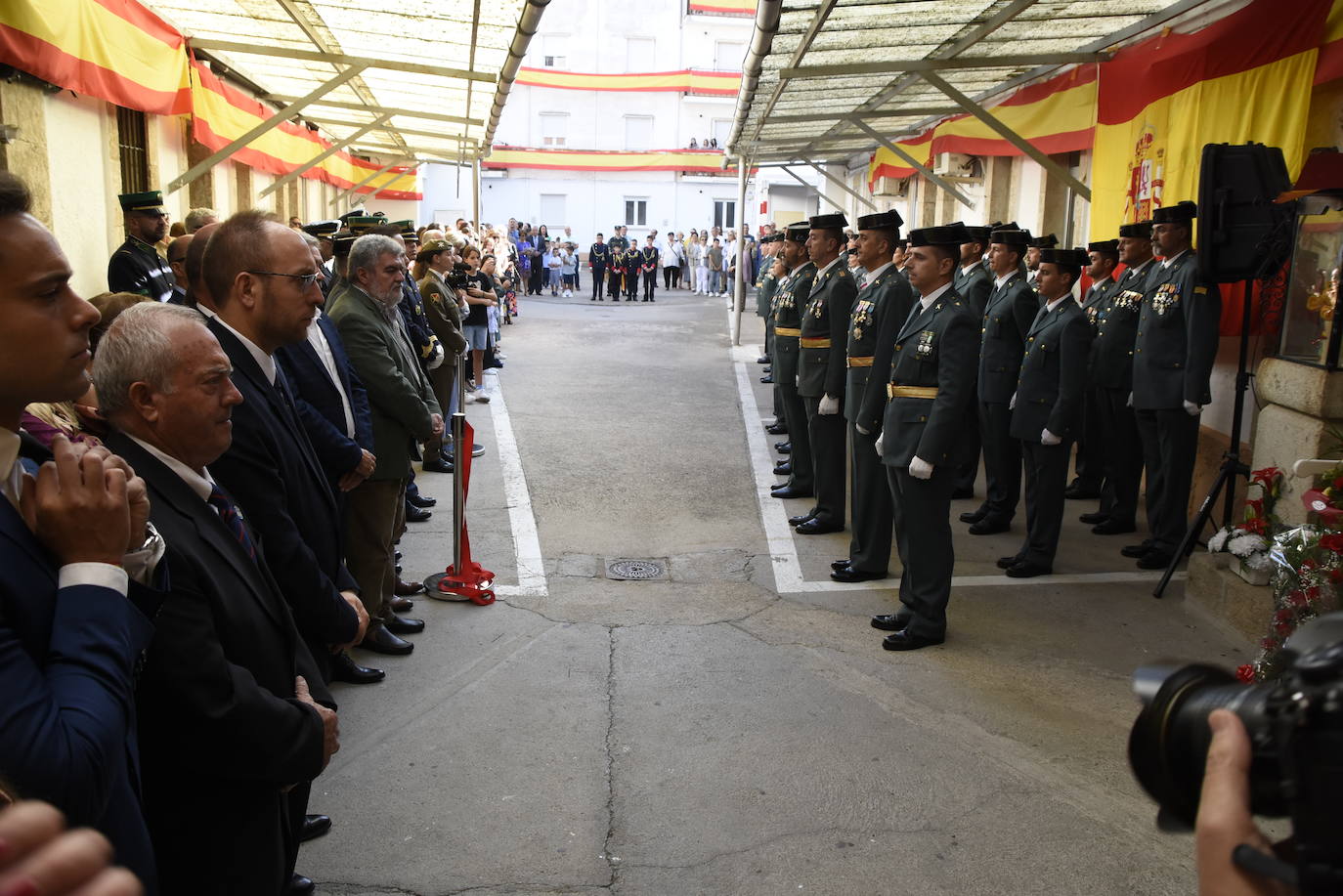 Ciudad Rodrigo grita «Viva el Rey, viva España, viva la Guardia Civil»