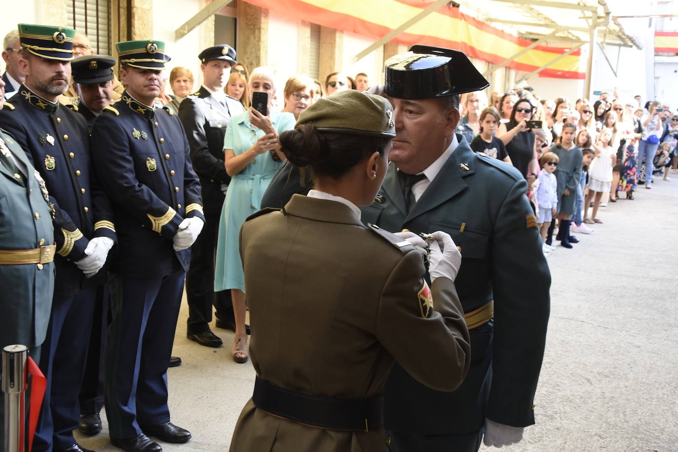 Ciudad Rodrigo grita «Viva el Rey, viva España, viva la Guardia Civil»