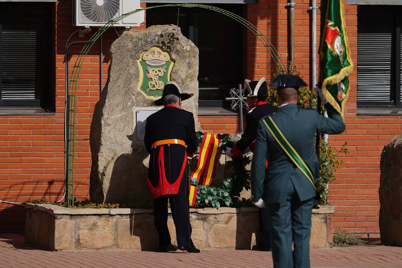 Las mejores imágenes de la celebración de la Guardia Civil en homenaje a la Virgen del Pilar