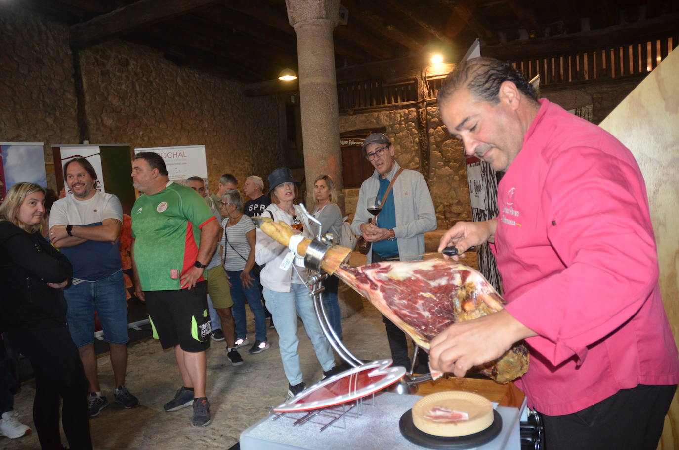 Sigue la oda al vino en San Martín del Castañar