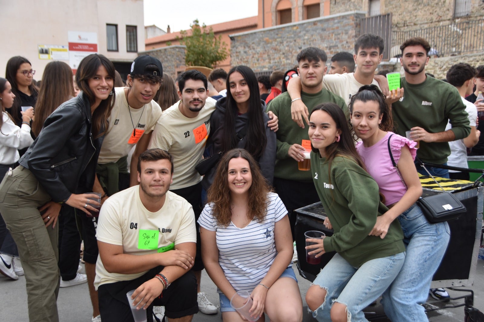 Arranca la fiesta en Alba con el ambiente más juvenil