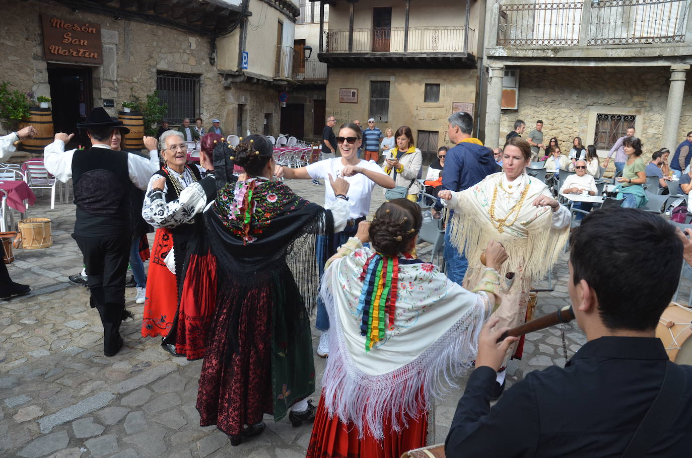 San Martín alza su copa para despedir la X Fiesta de la Vendimia