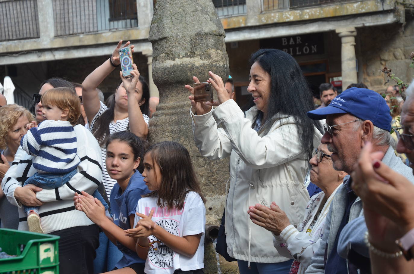 San Martín alza su copa para despedir la X Fiesta de la Vendimia