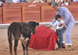 Marco Pérez, protegido por José Ignacio Sánchez, en La Glorieta (2015) con solo siete años.