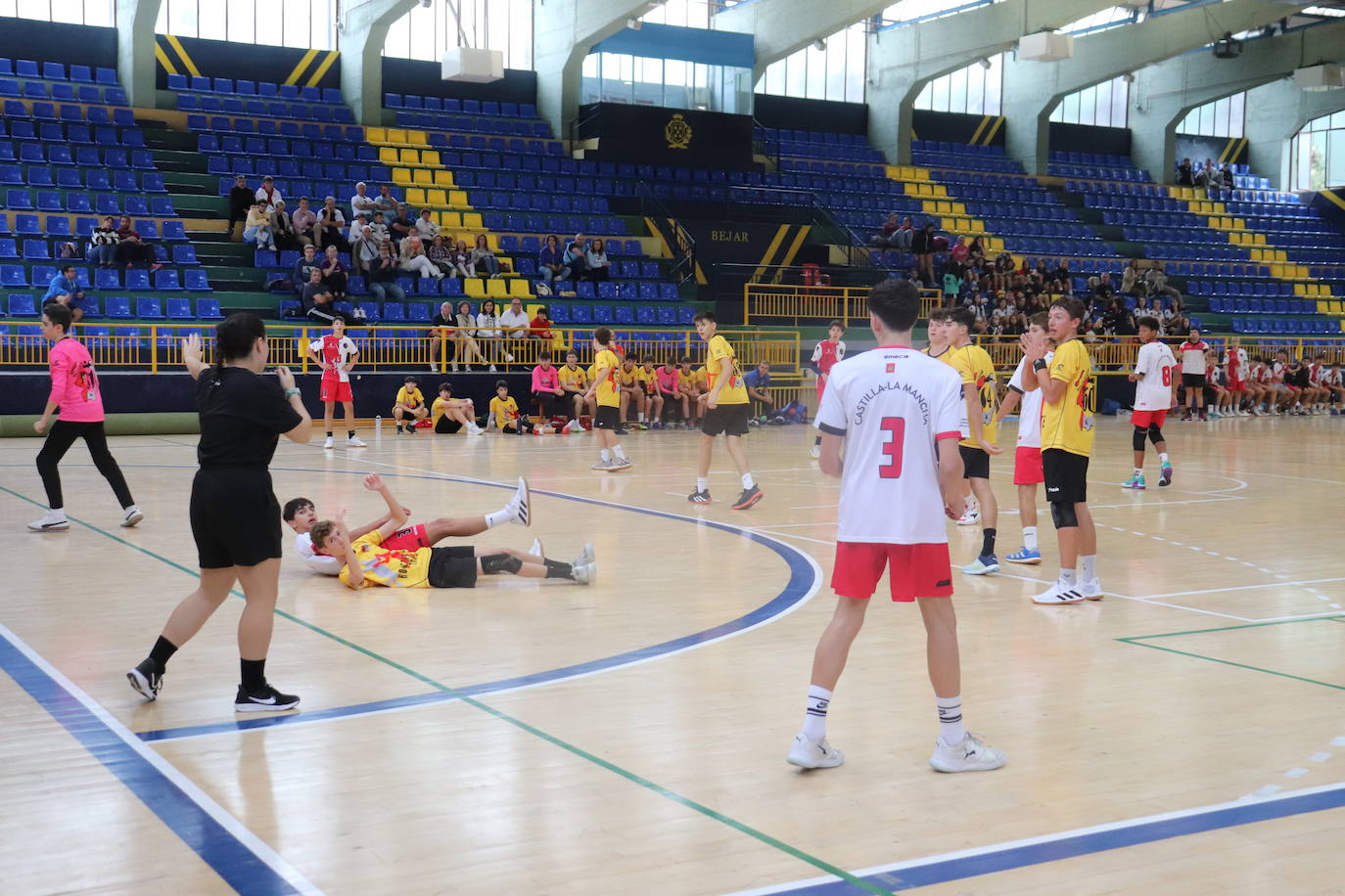 Victoria de Castilla-La Mancha en el primer Torneo de Balonmano Ciudad de Béjar