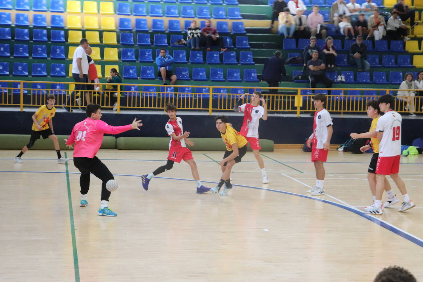 Victoria de Castilla-La Mancha en el primer Torneo de Balonmano Ciudad de Béjar