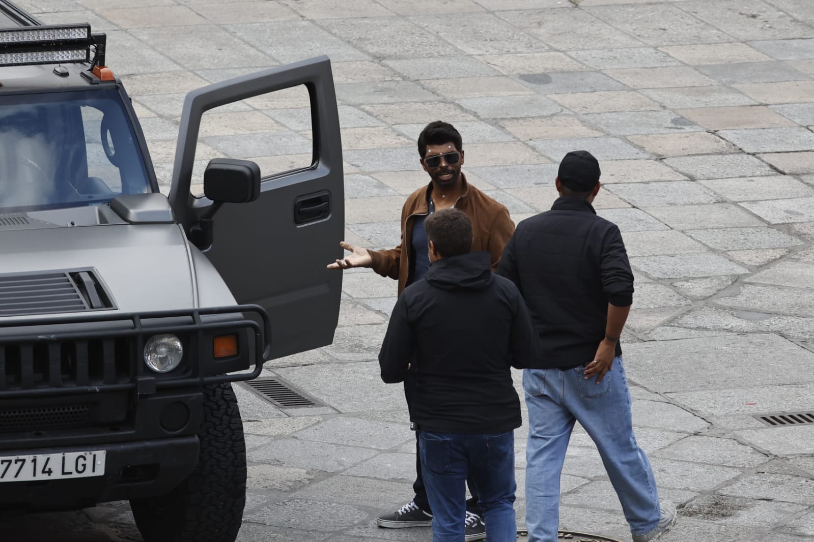 Las mejores imágenes de los actores del segundo día de rodaje de la película de Bollywood