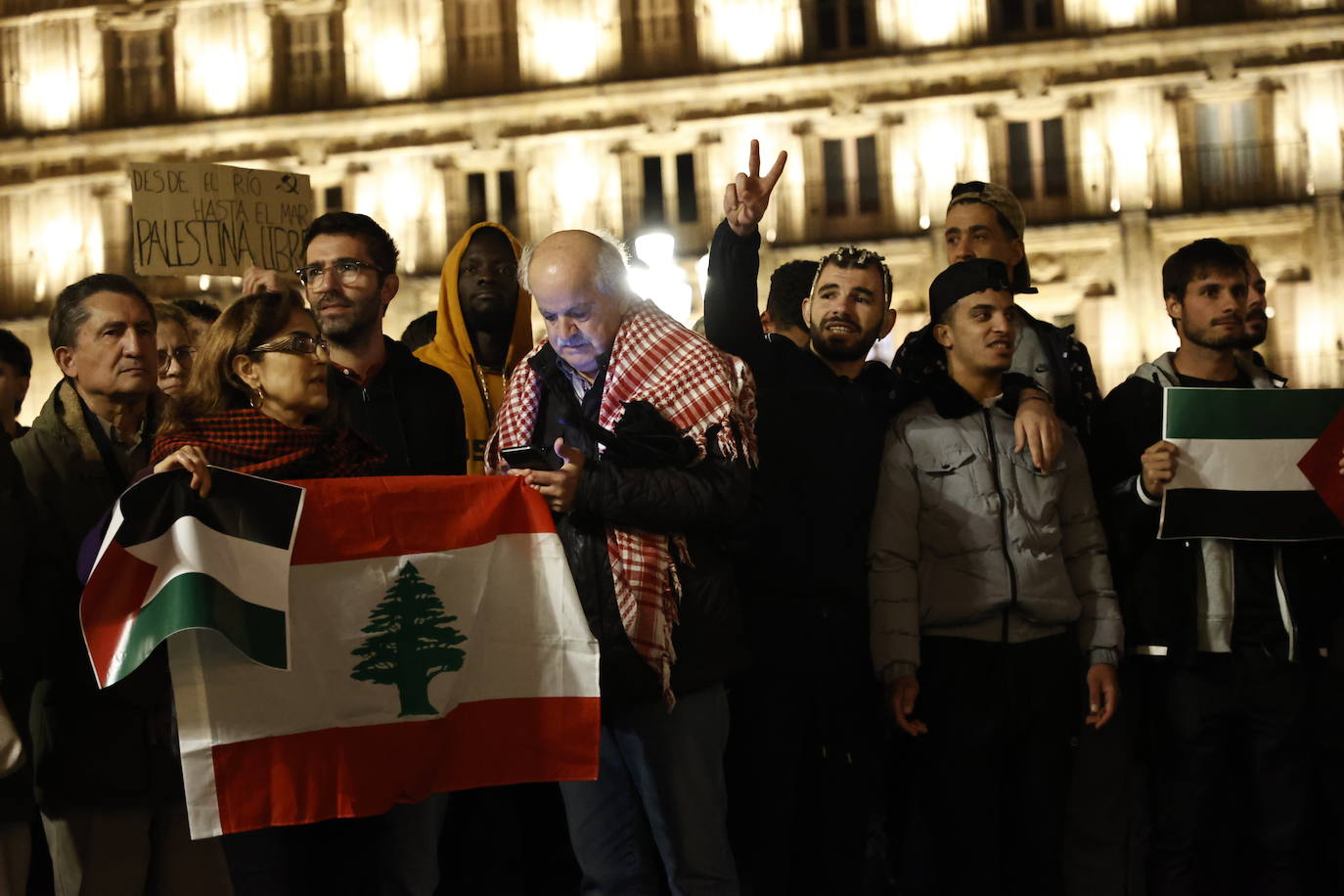 Así ha sido la manifestación a favor de Palestina en la Plaza Mayor