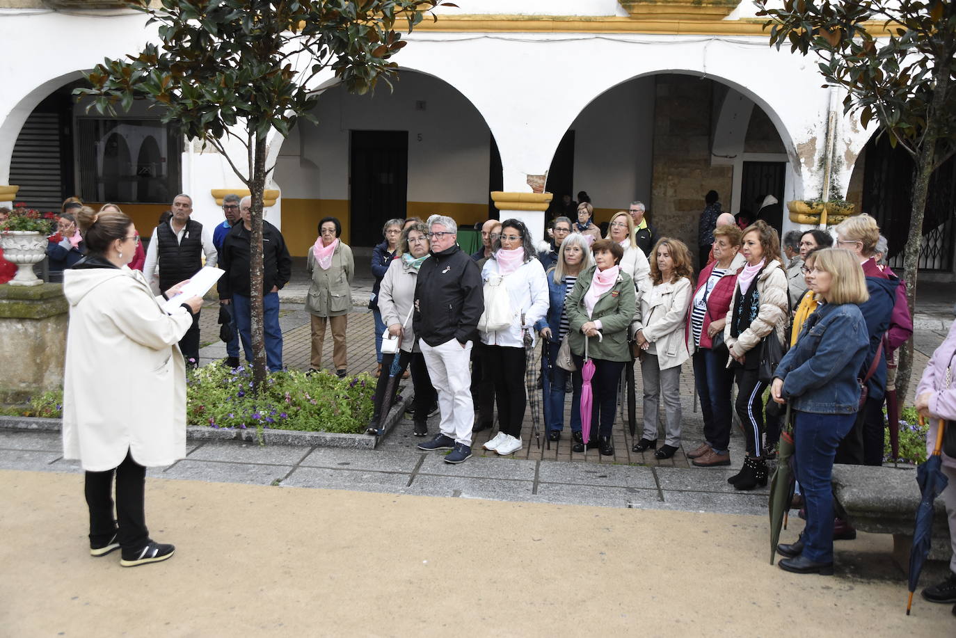 El color rosa más solidario tiñe Ciudad Rodrigo