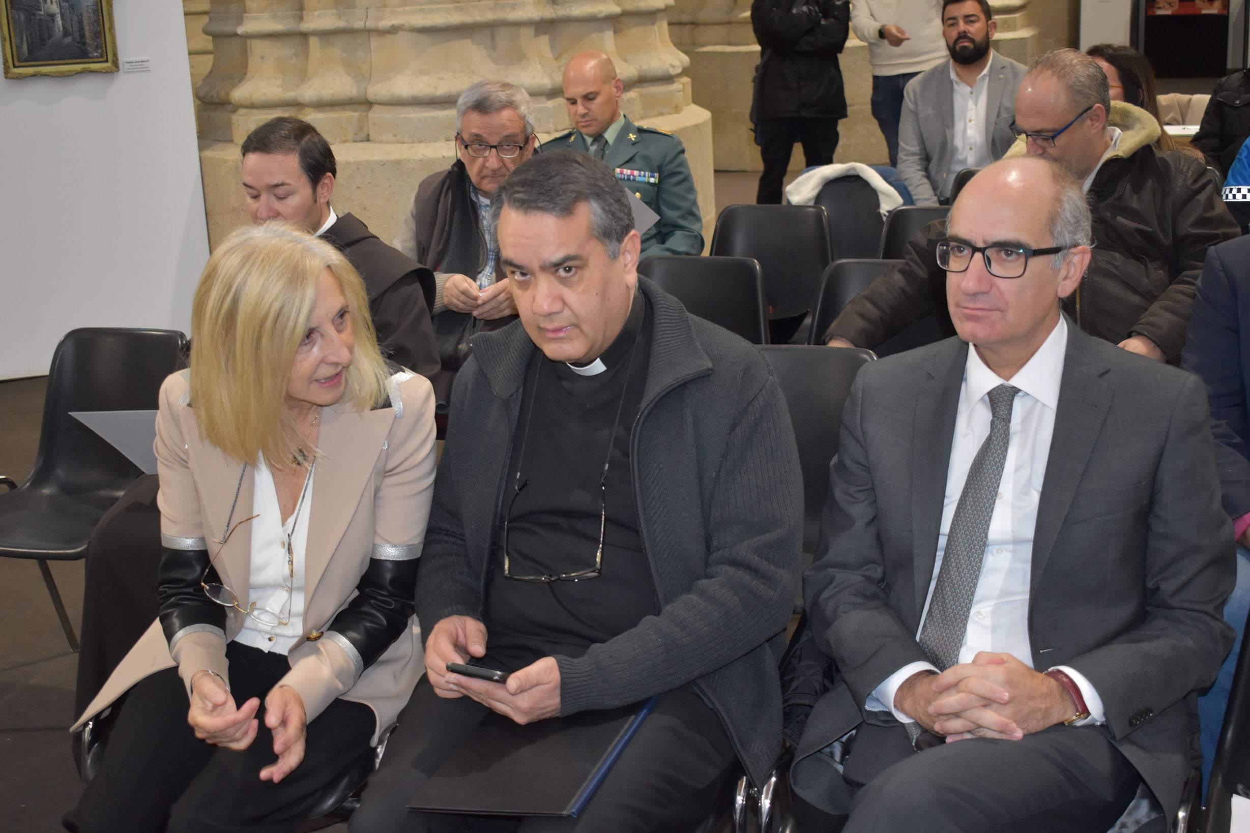 La lectura continuada de Santa Teresa abre una nueva jornada festiva en Alba de Tormes