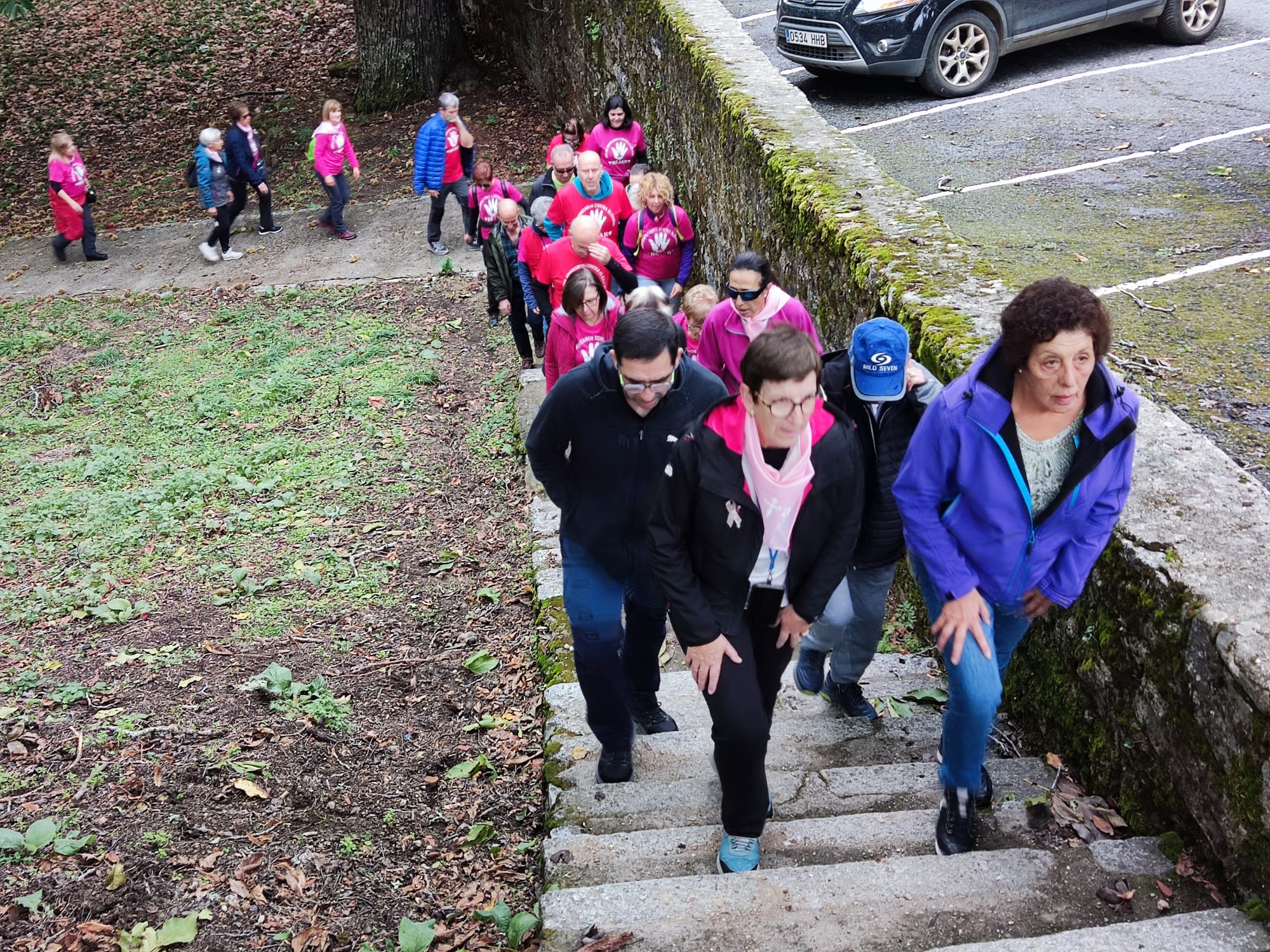 Béjar se tiñe de rosa para luchar contra el cáncer de mama