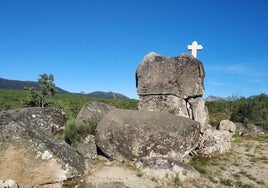 Monolitos icónicos y esculturas salpican las rutas. fotos: