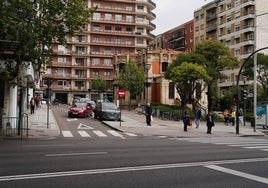 Plaza de Gabriel y Galán, donde el carril bici confluirá con la avenida de Mirat.