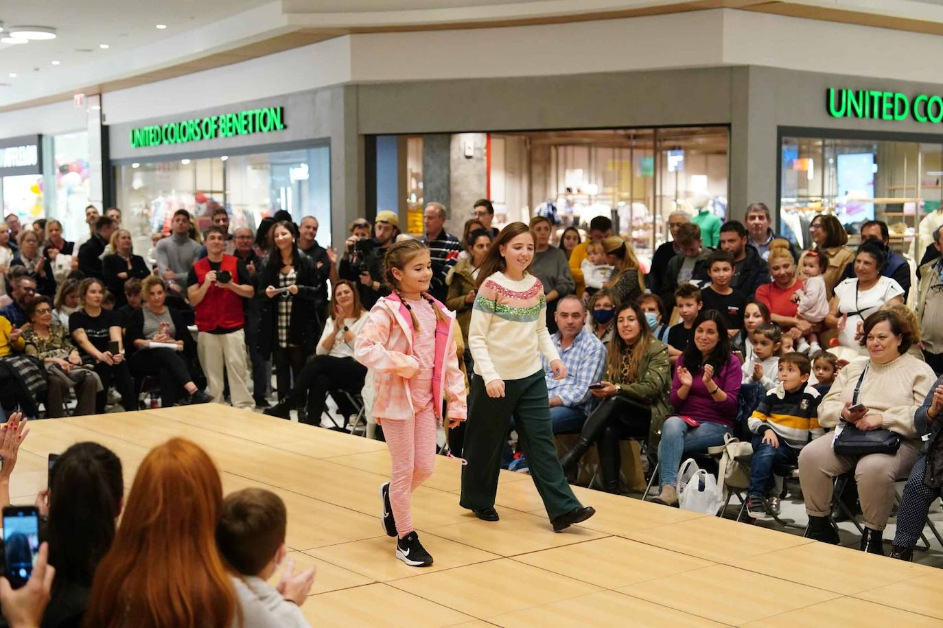 Las imágenes más emotivas del desfile de Pyfano