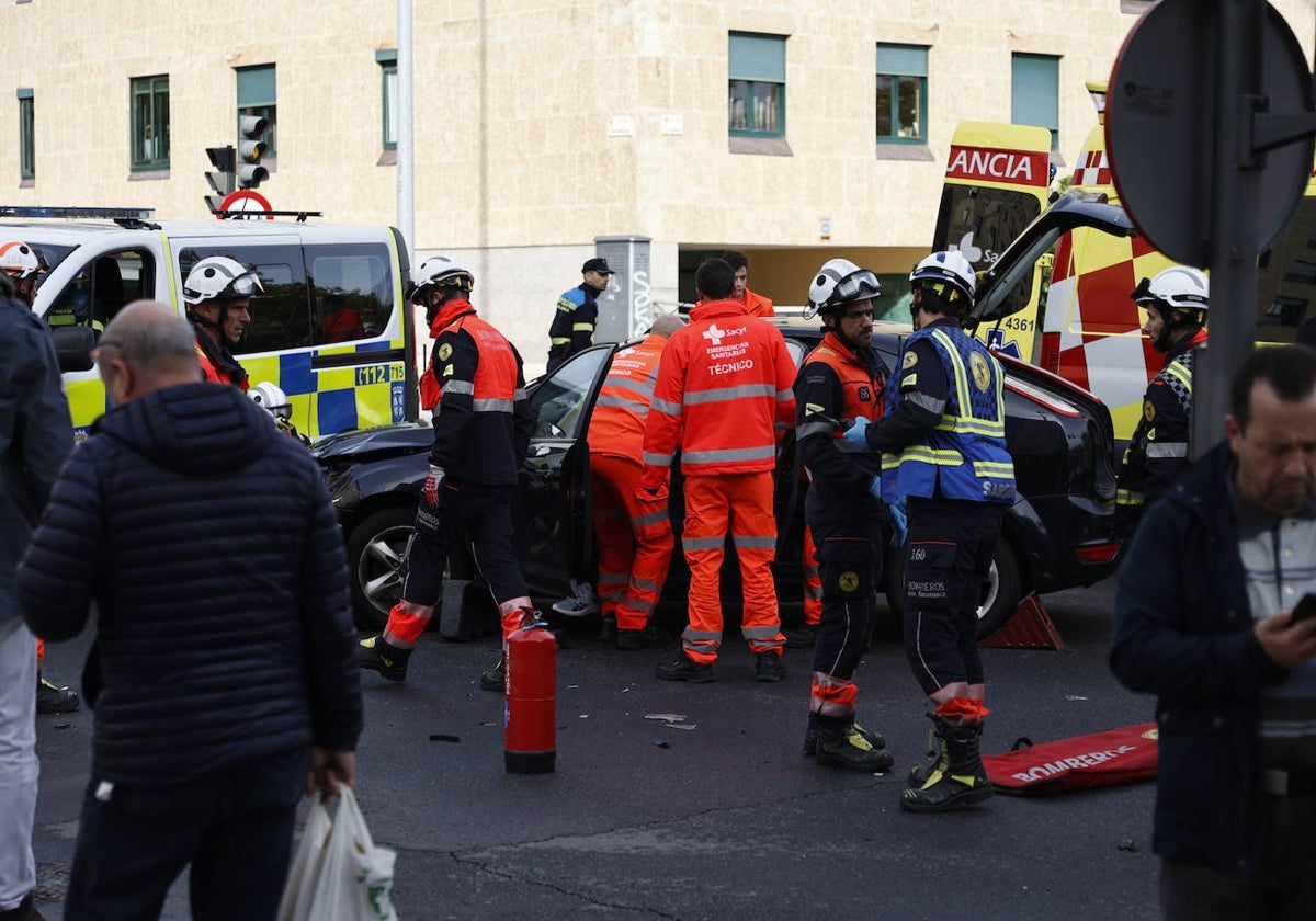 Así fue el aparatoso accidente que colapsó el barrio de Capuchinos