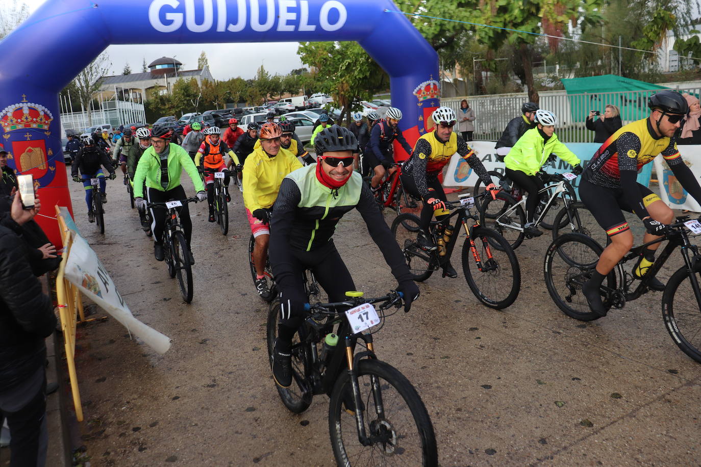 Guijuelo disfruta con la VIII Jamountain bike solidaria