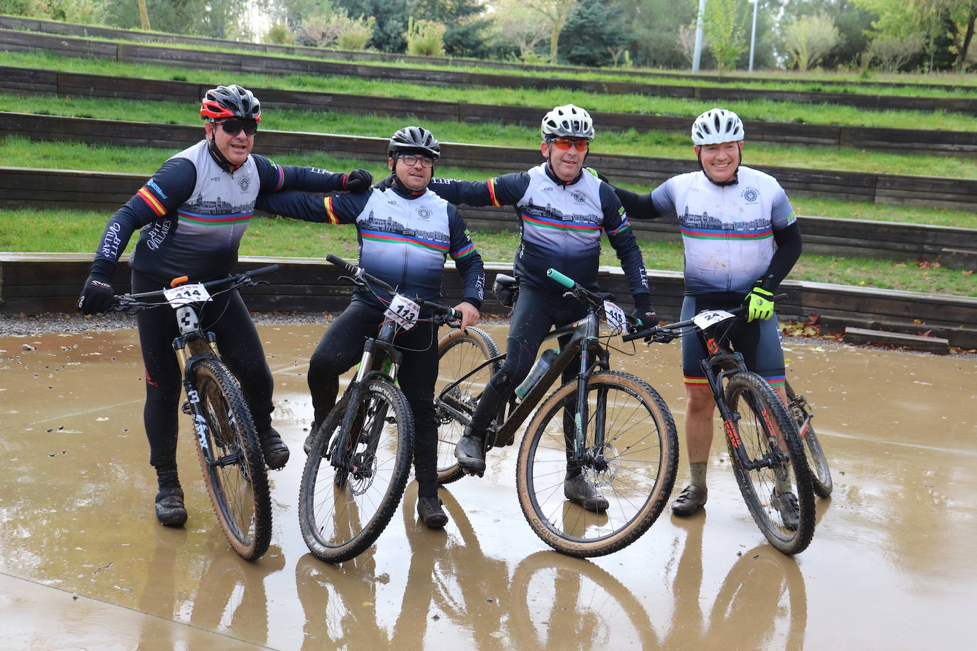 Guijuelo disfruta con la VIII Jamountain bike solidaria