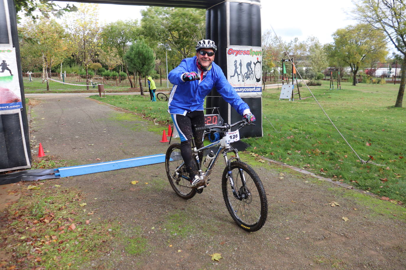 Guijuelo disfruta con la VIII Jamountain bike solidaria