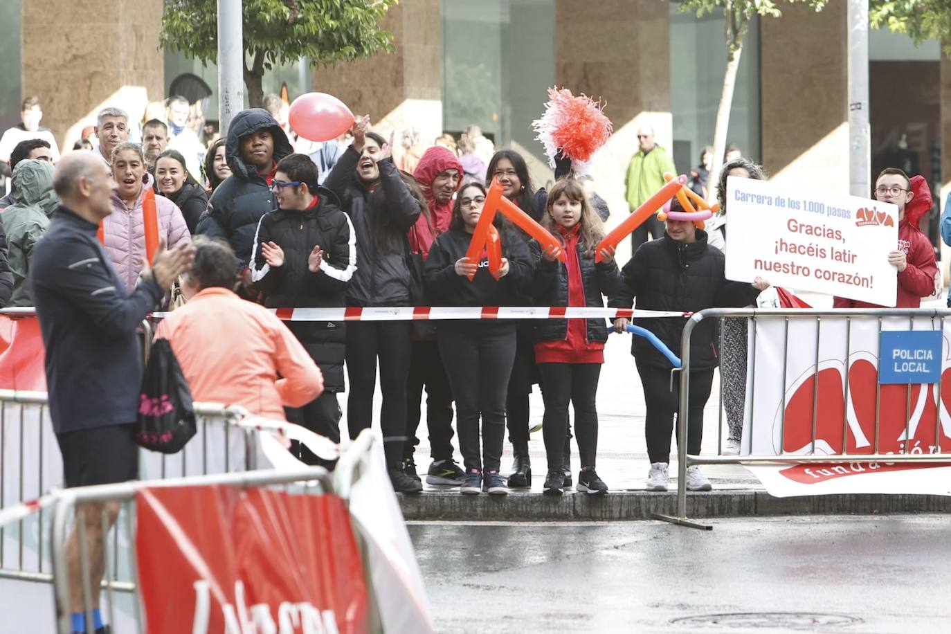 Salamanca llena sus calles con un nuevo éxito de la Carrera de los Mil Pasos