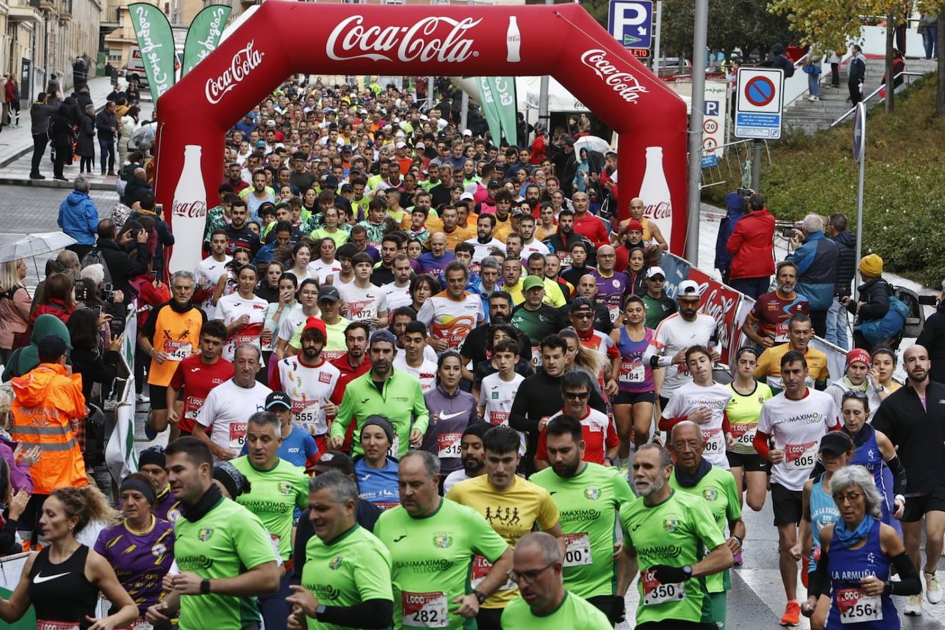 Salamanca llena sus calles con un nuevo éxito de la Carrera de los Mil Pasos