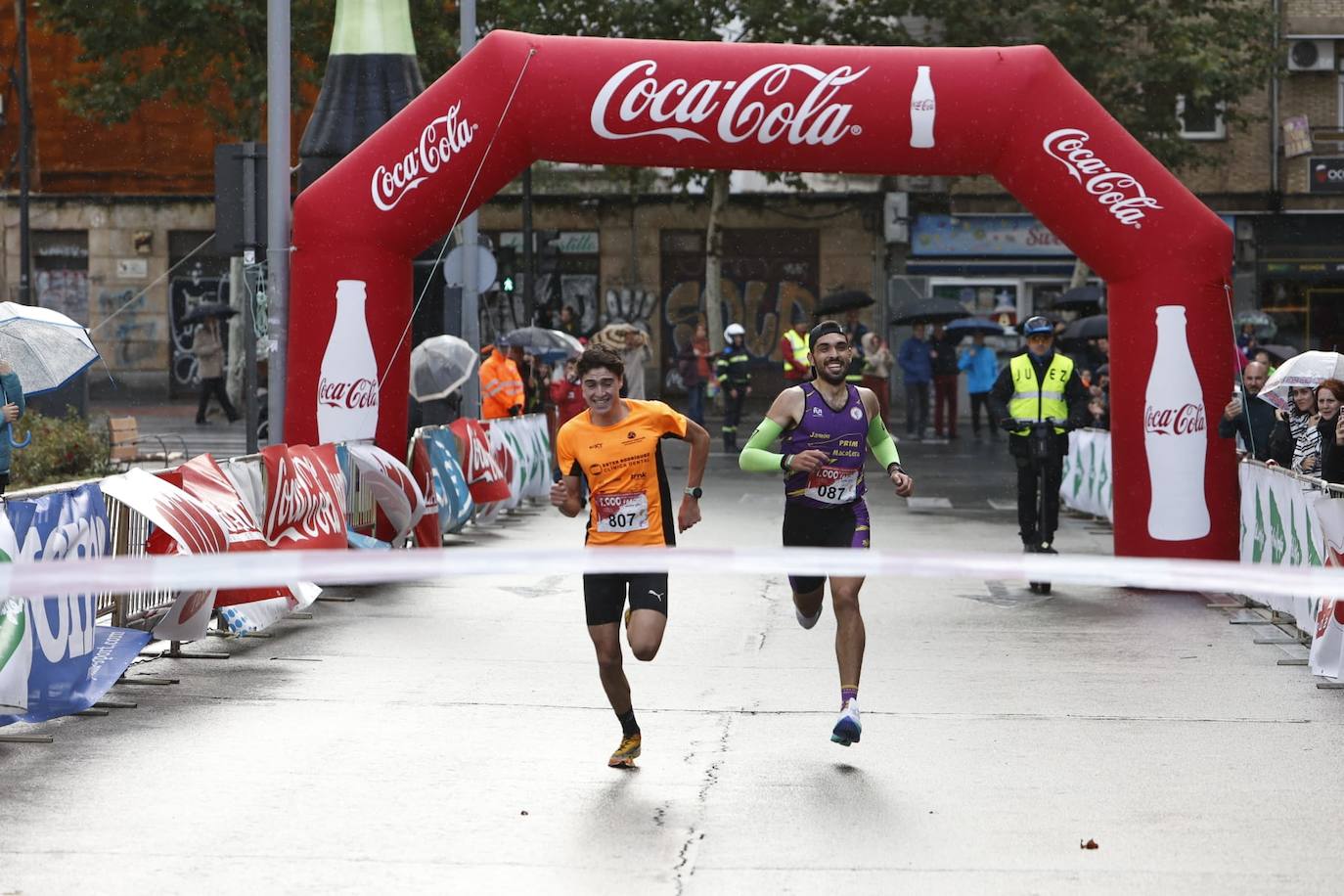 Salamanca llena sus calles con un nuevo éxito de la Carrera de los Mil Pasos