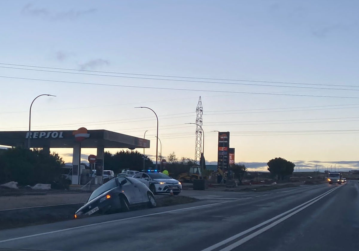 Imagen de una salida de la vía ocurrida este lunes en la carretera de Villamayor.