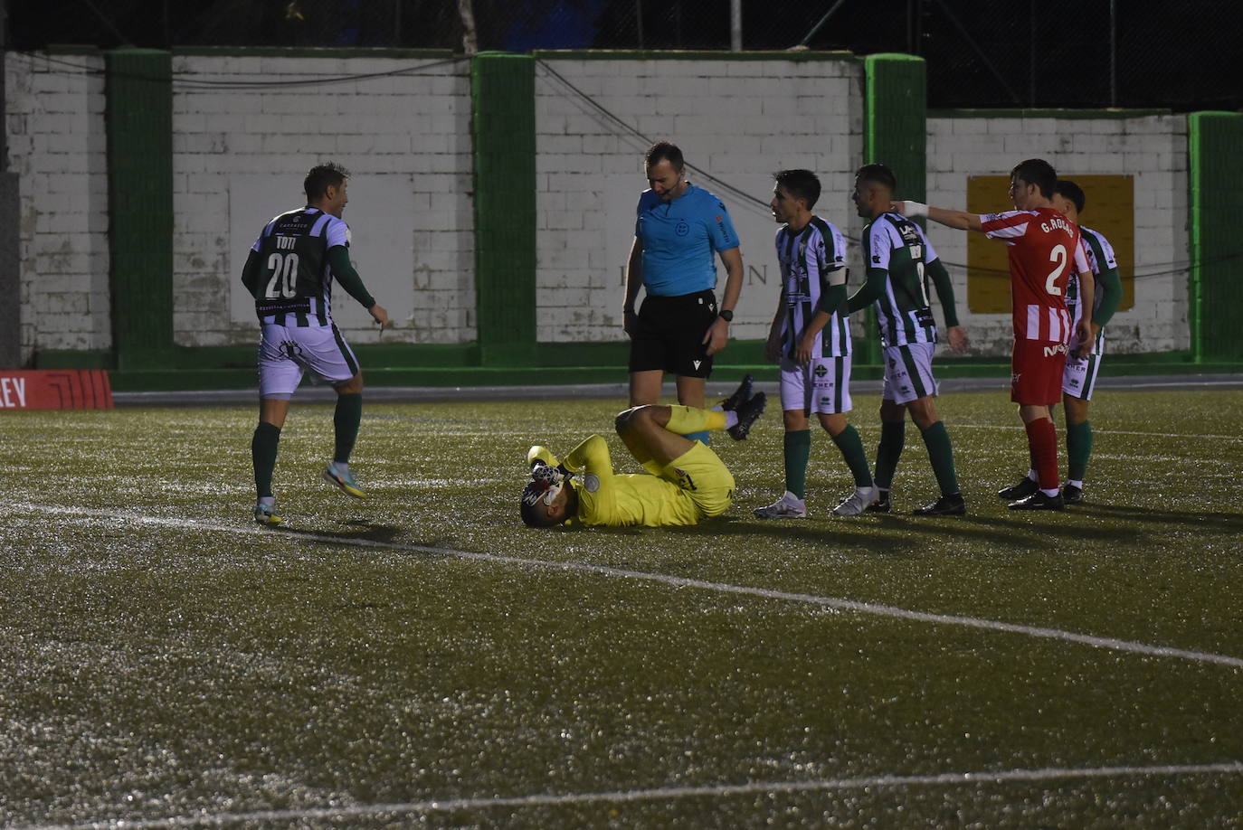 La primera visita del Sporting de Gijón a Guijuelo, en imágenes