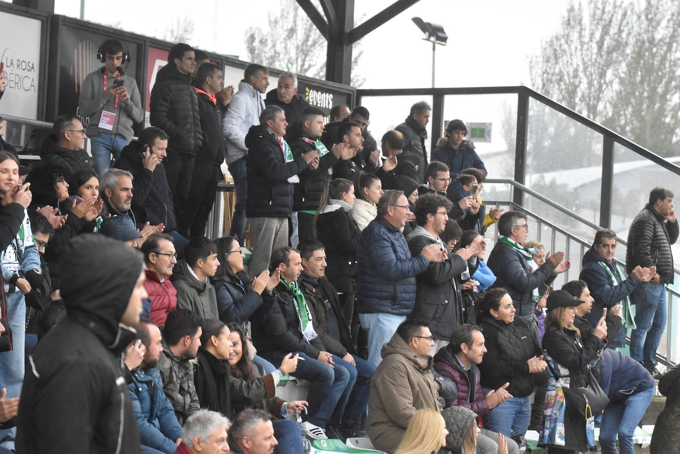 La primera visita del Sporting de Gijón a Guijuelo, en imágenes