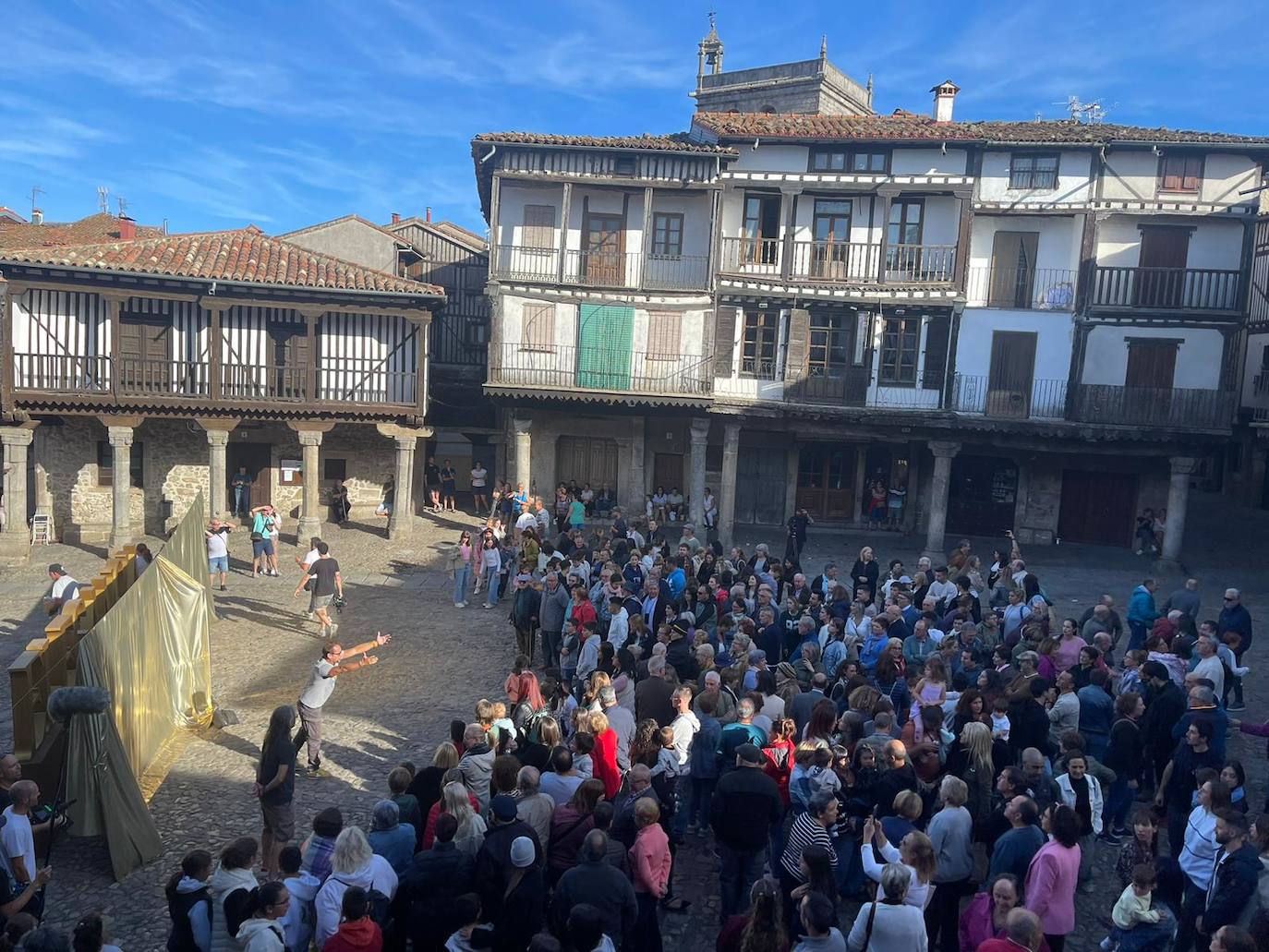 La Alberca aspira a ganar la iluminación navideña «Juntos brillamos más»