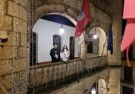 Los delegados de Hacienda y Comercio, Rodrigo Toribio y Paola Martín, en el Consistorio de Miróbriga.