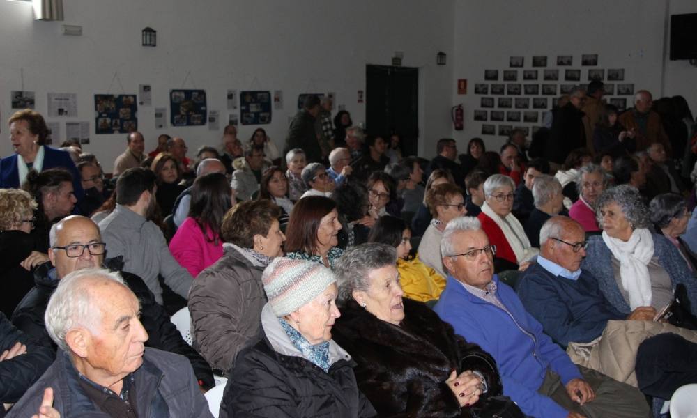 Villoruela recrea la inauguración de su escuela