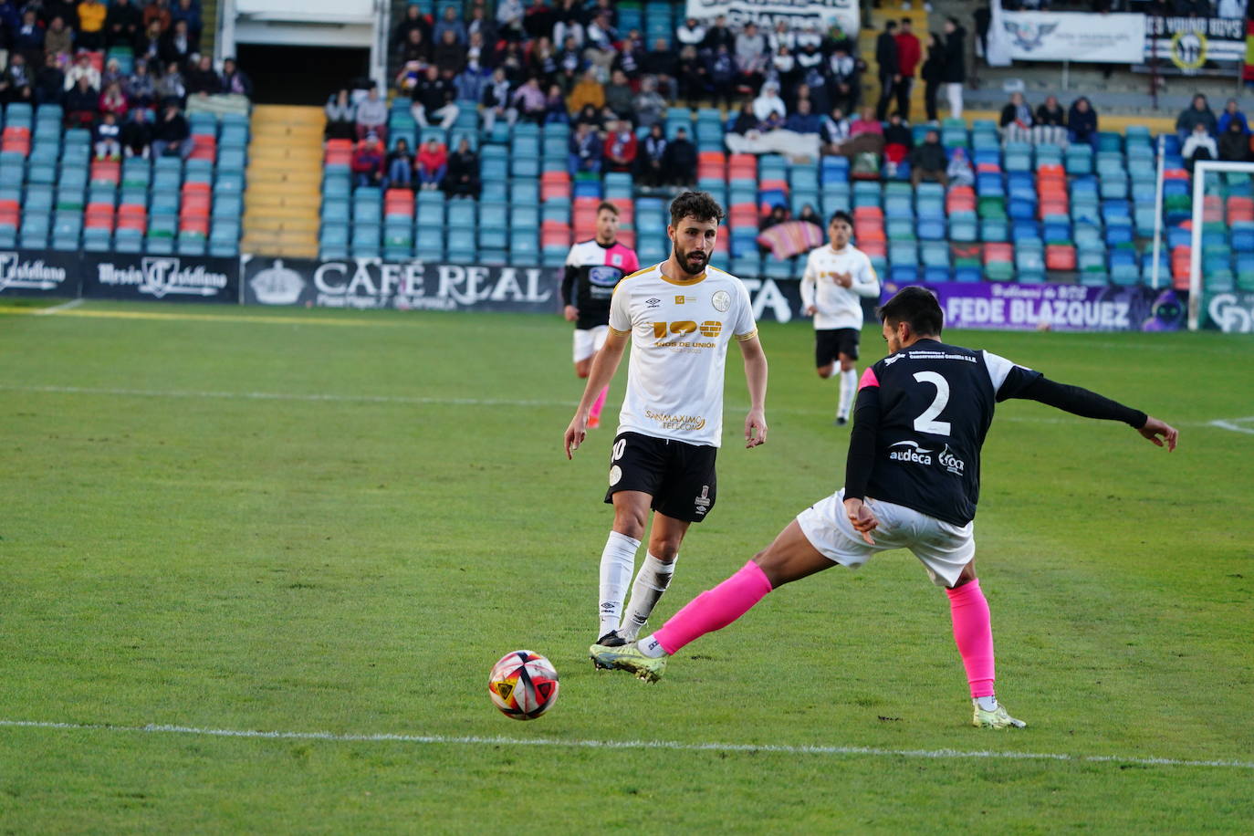 El Salamanca UDS - Almazán, en imágenes