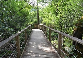 Pasarela en el Parque Natural de Las Batuecas.