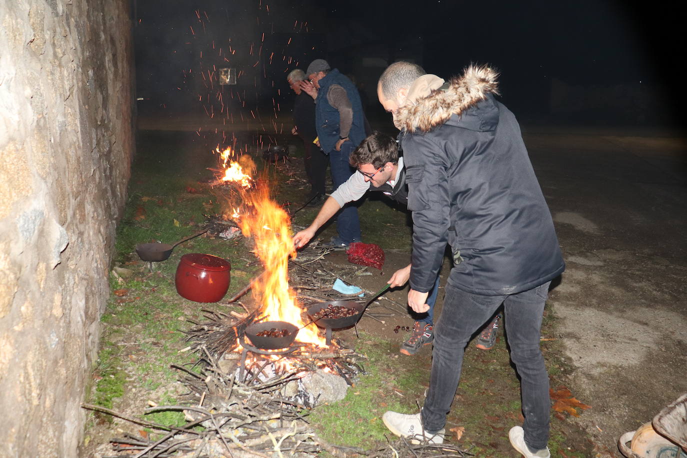 Peromingo disfruta de una tarde de otoño con el sabor de los calbotes