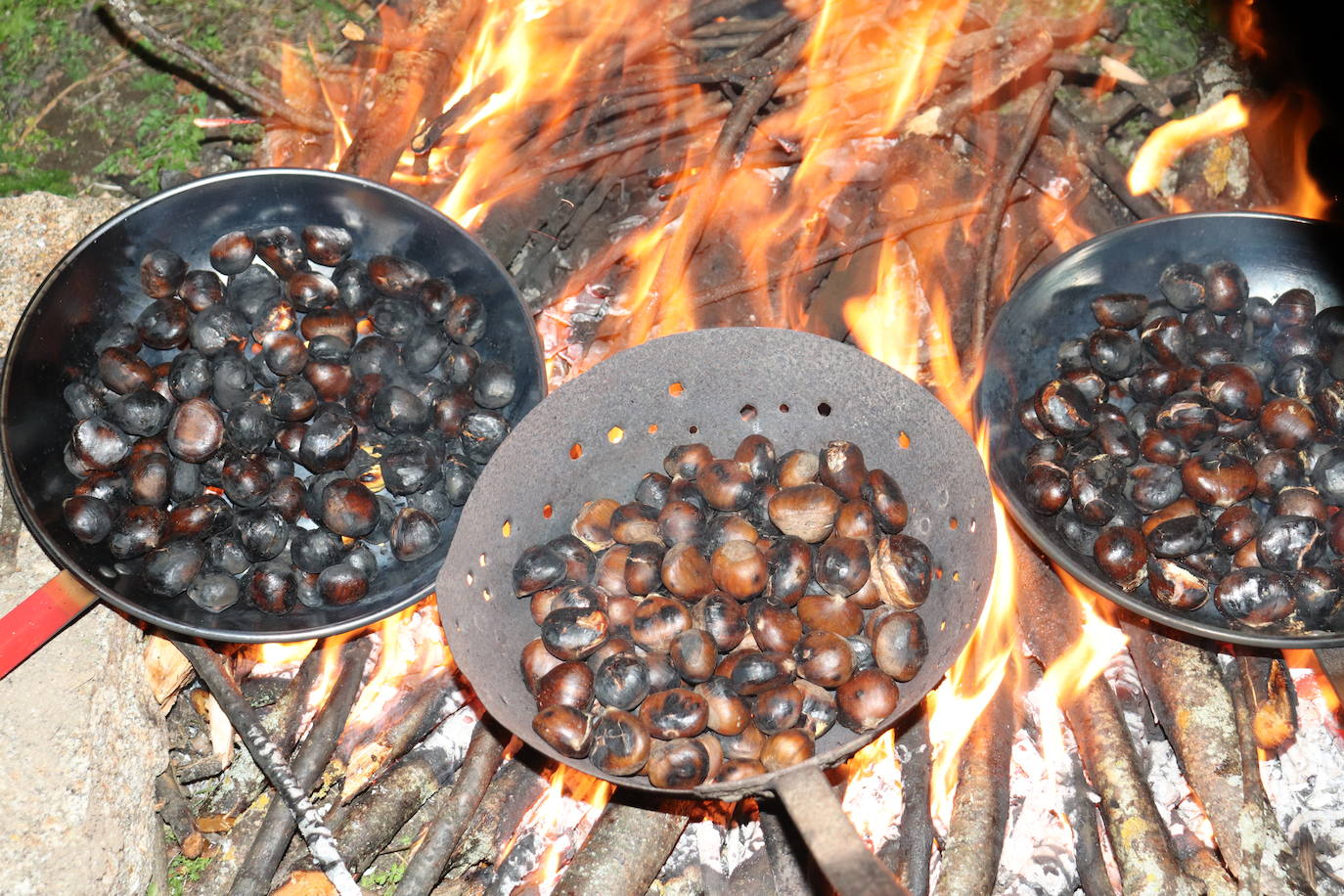 Peromingo disfruta de una tarde de otoño con el sabor de los calbotes