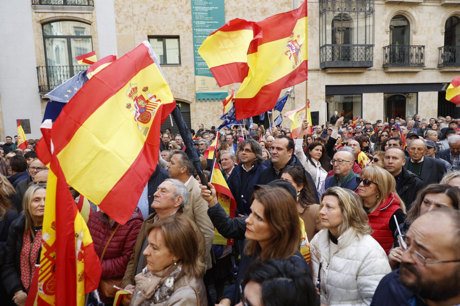 La manifestación contra la amnistía en Salamanca, en imágenes