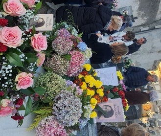 Imagen secundaria 2 - La causa de la venerable Aurora Calvo atrae a más fieles al cementerio municipal de Béjar