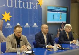 Amador González, Luis Sánchez y Román Álvarez durante la presentación del congreso.