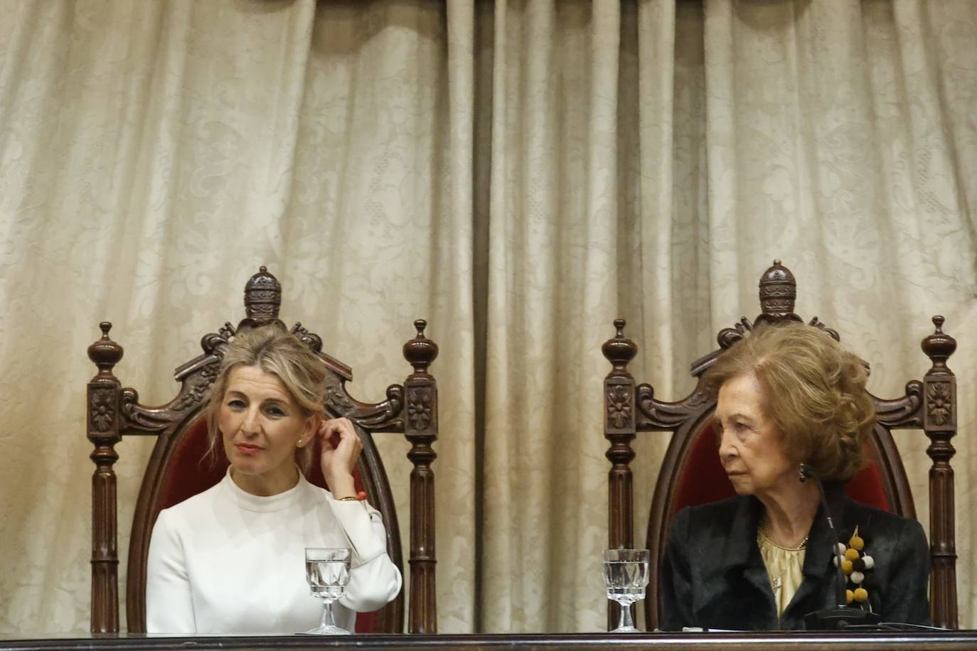 La Reina Sofía y Yolanda Díaz, presentes en el Paraninfo de Salamanca