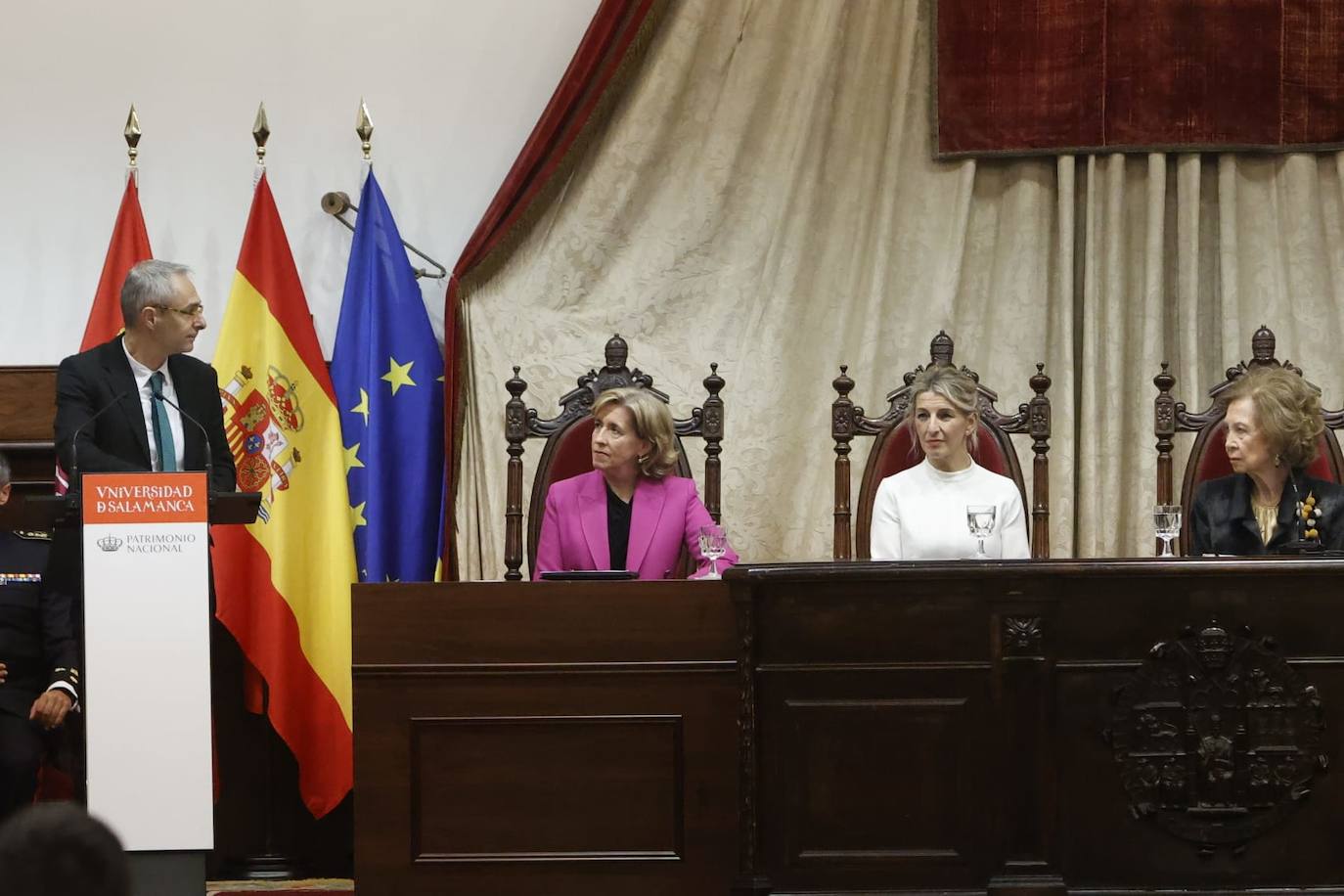 La Reina Sofía y Yolanda Díaz, presentes en el Paraninfo de Salamanca