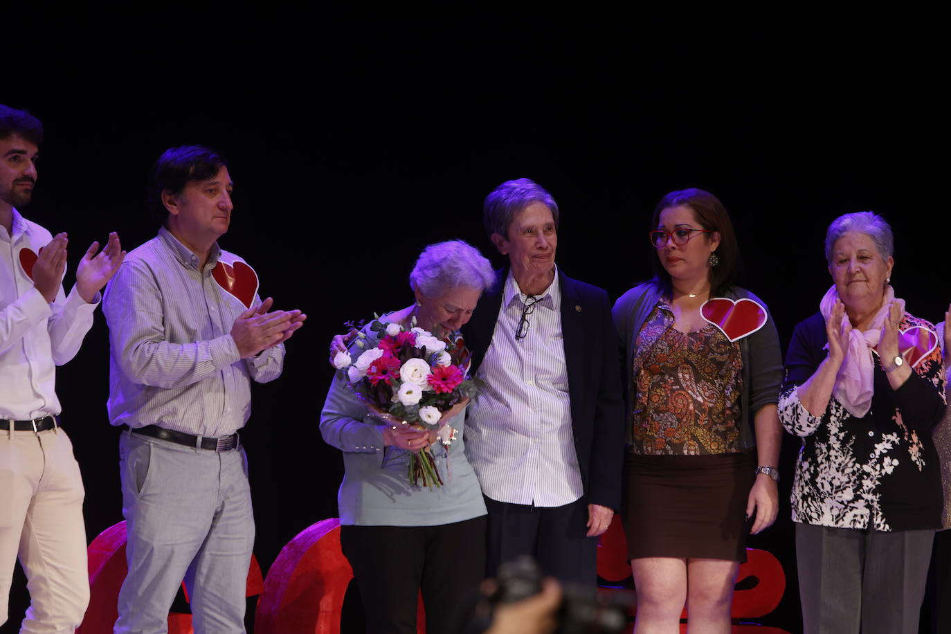 Abrazo multitudinario a Cáritas por sus 60 años