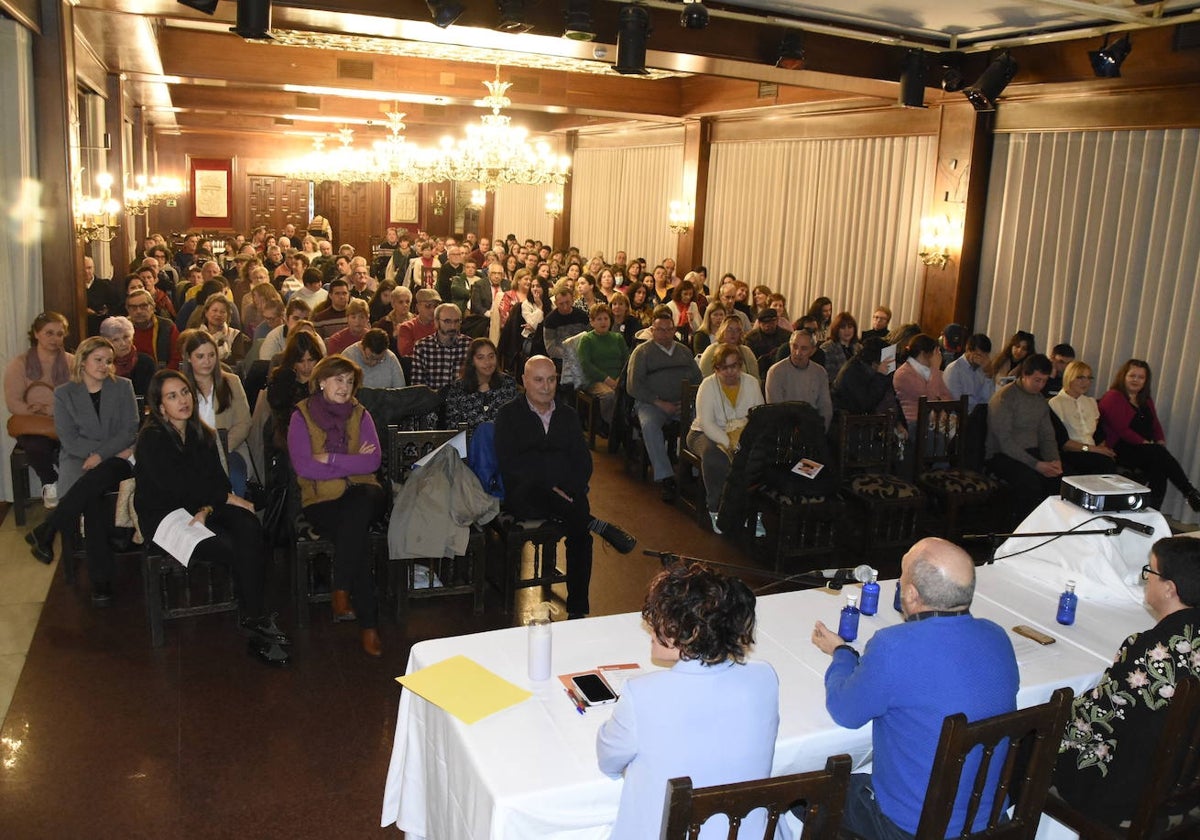 Participantes en la jornada «Encuentro en Miróbriga» organizada por Asprodes en Ciudad Rodrigo.