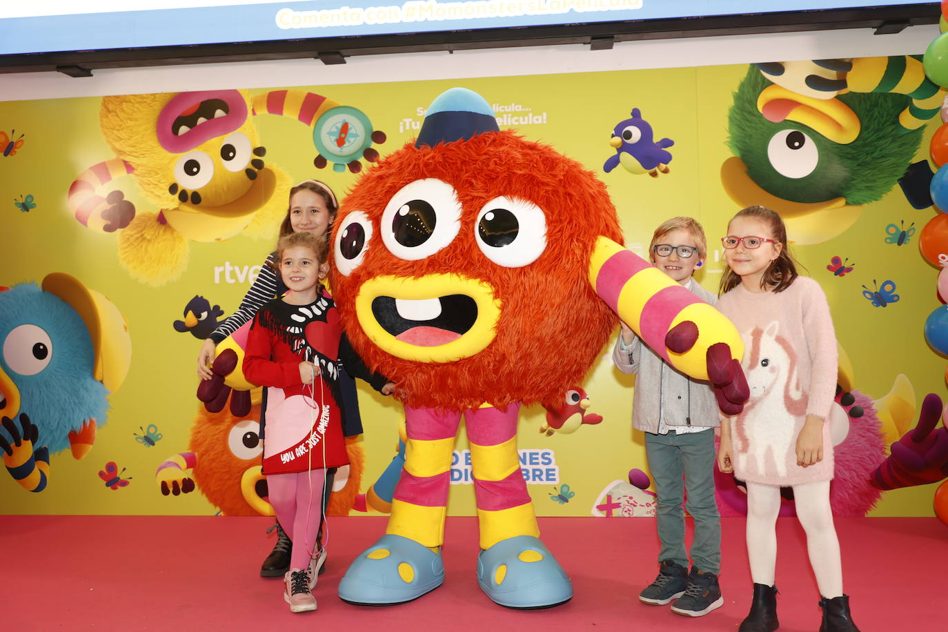 Así disfrutaron los más pequeños de la casa del preestreno de Momonsters en Salamanca