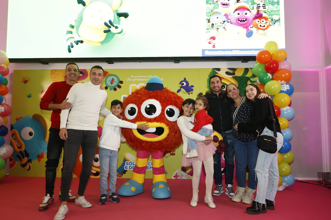 Así disfrutaron los más pequeños de la casa del preestreno de Momonsters en Salamanca